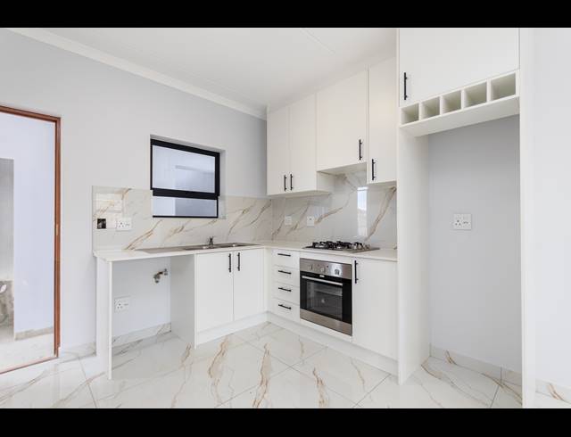 2 BEDROOM APARTMENT FOR SALE IN RUYTERWACHT